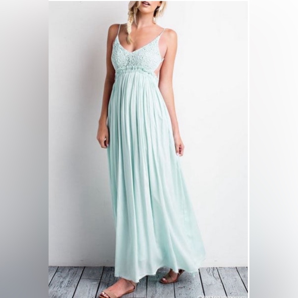 L’Atiste by Amy Backless Open Back Crochet Maxi in Sz M